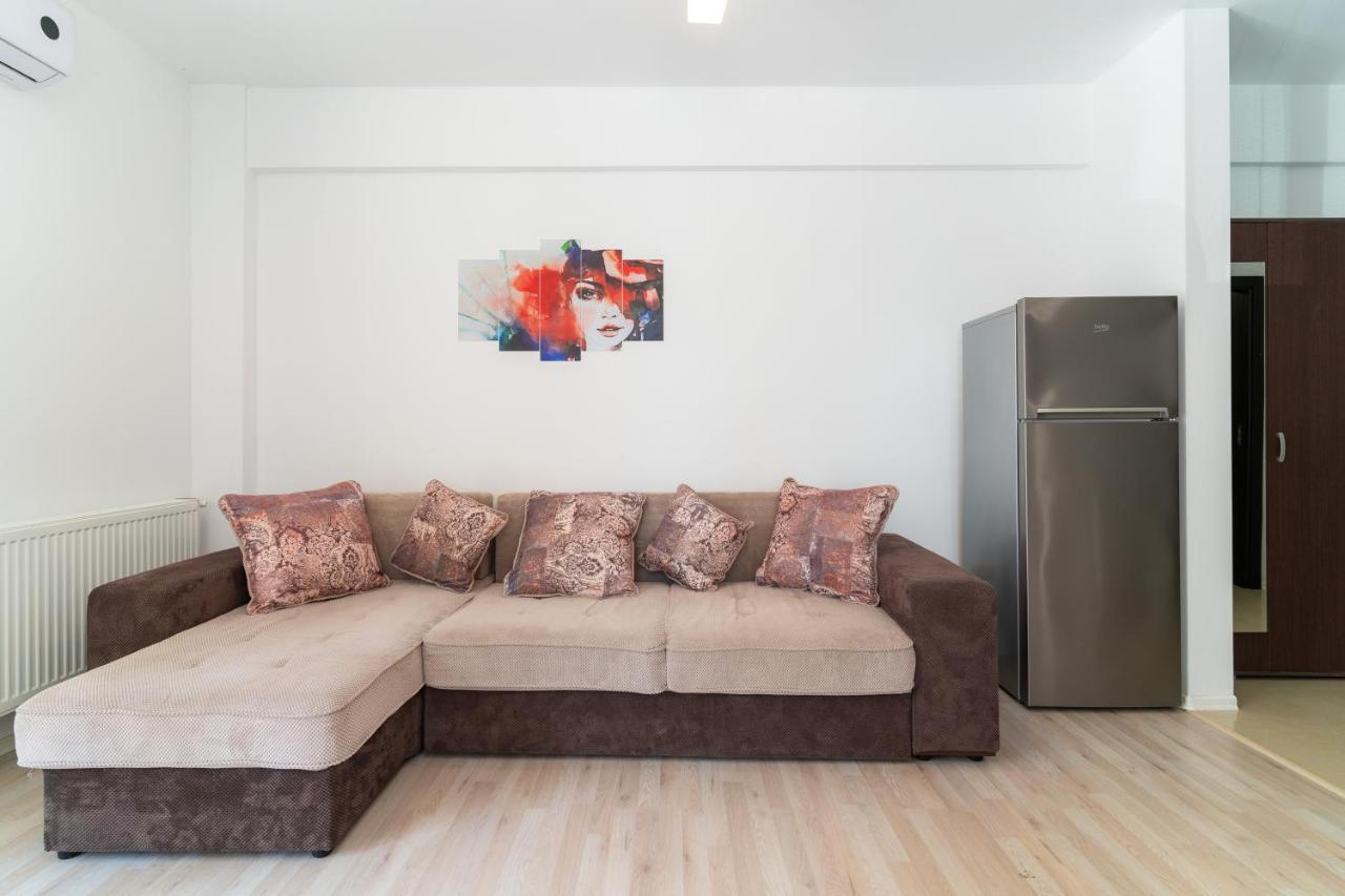 Apartament Tudor Năvodari Екстериор снимка